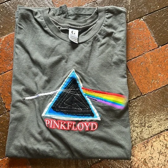 Pink Floyd size extra large T-shirt - Picture 2 of 4